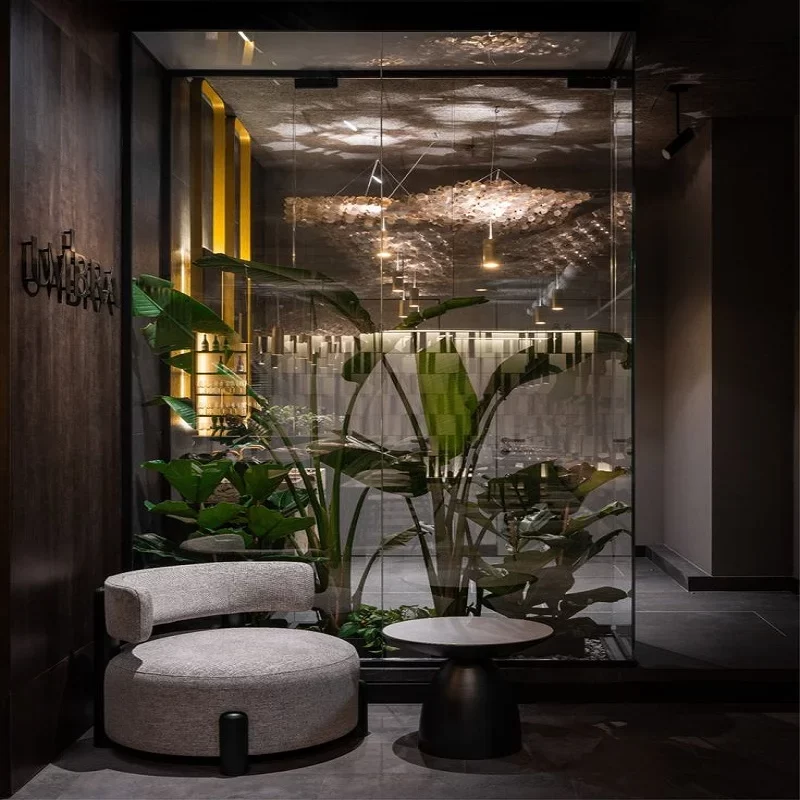 1 seater sofa in restaurant